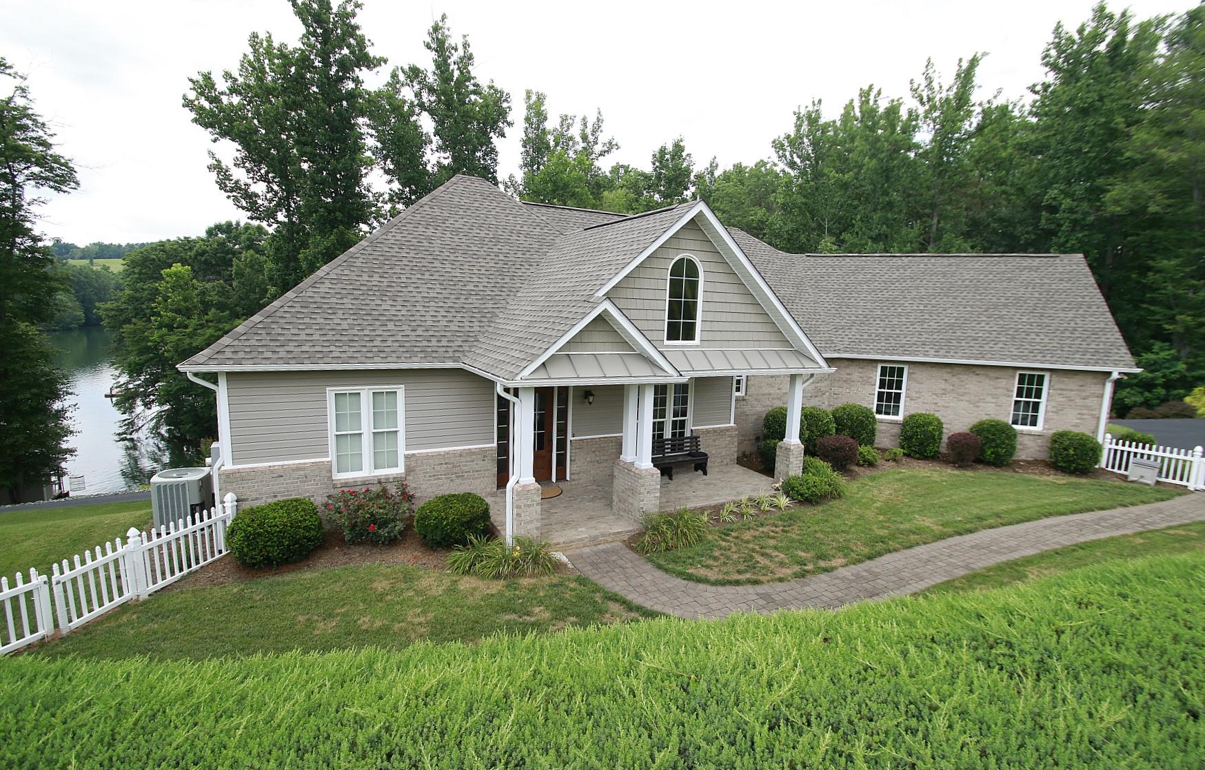 590 3 Quarter Point Road Wirtz, VA 24184 - Photo 4 of 46 816849house