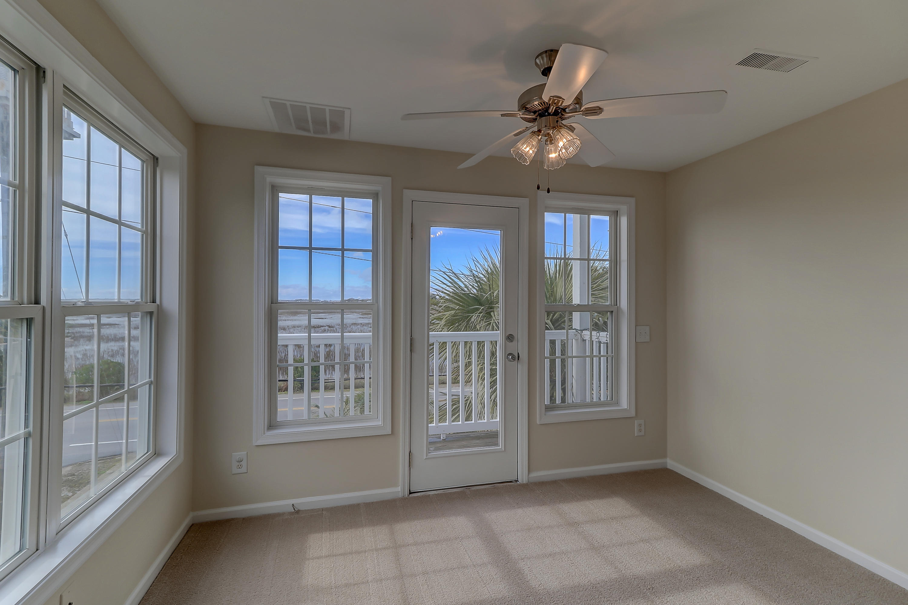 2262 Folly Road, Unit 2E Charleston, SC 29412 - Photo 7 of 33 2262 Folly Rd 2E (24)