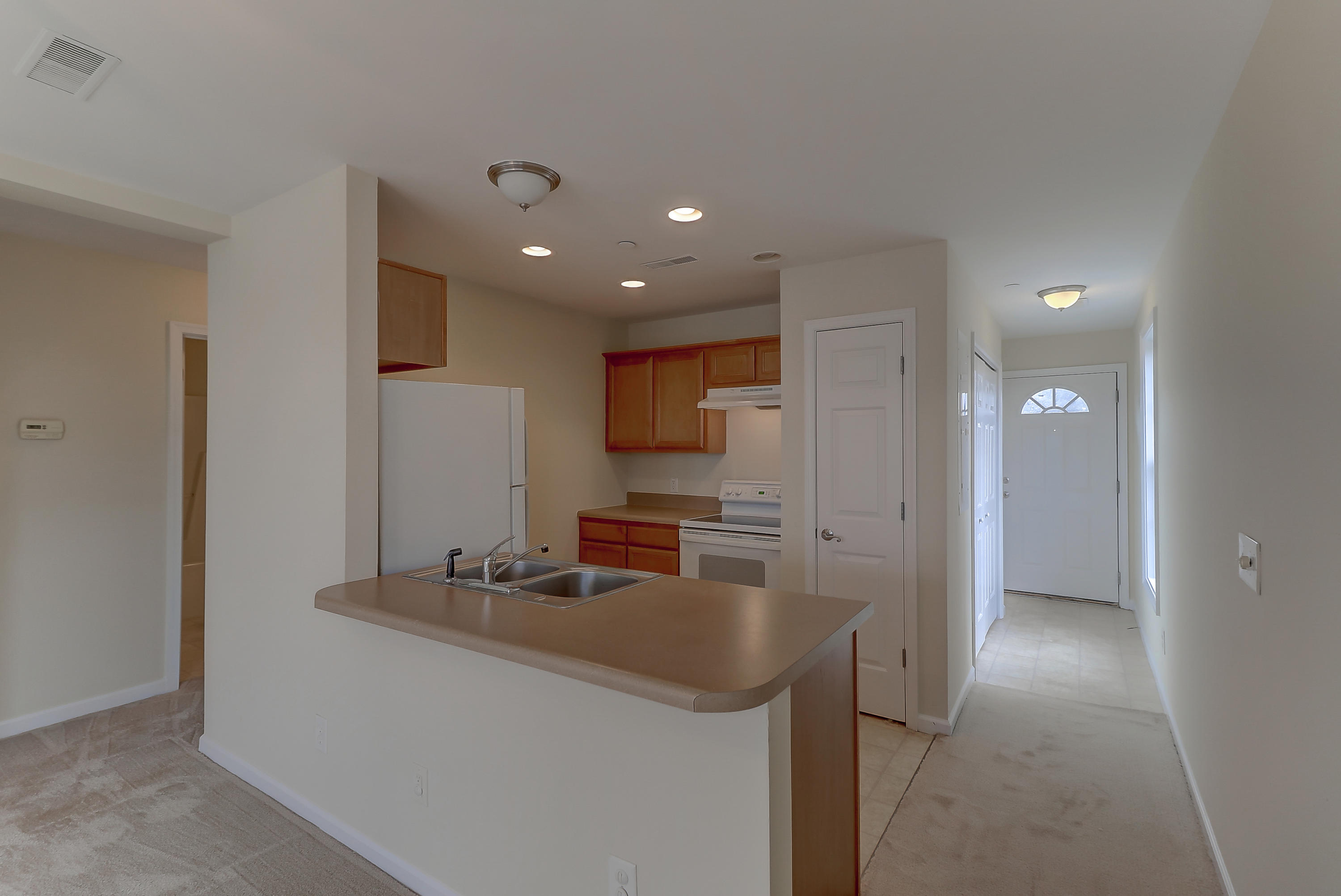 2262 Folly Road, Unit 2E Charleston, SC 29412 - Photo 9 of 33 2262 Folly Rd 2E (16)