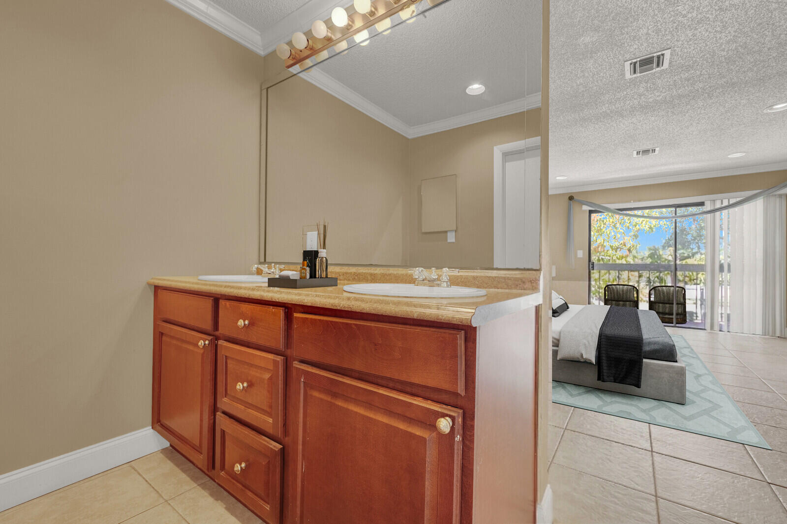 6599 Pond Apple Road Boca Raton, FL 33433 - Photo 18 of 32 Primary Bathroom