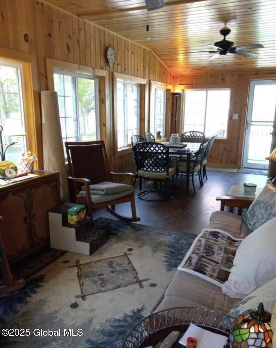 8 South 40th Road Hadley, NY 12835 - Photo 3 of 26 3
