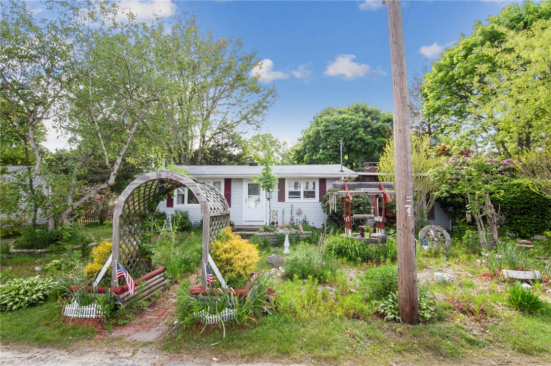 29 Cedar Road Charlestown, RI 02813 - Photo 5 of 20