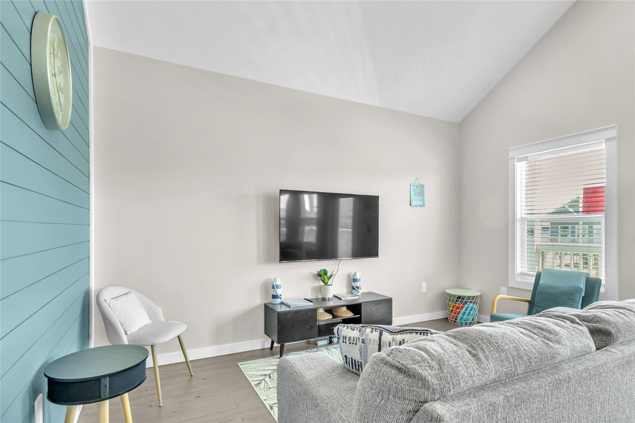 1079 Cedar Lane Port Bolivar, TX 77650 - Photo 35 of 39 a living room with furniture and a flat screen tv