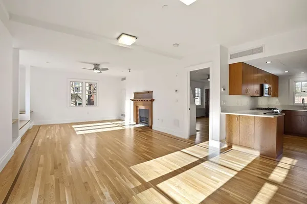$6,550 | 165 Winthrop Road, Unit D, Brookline, MA 02445