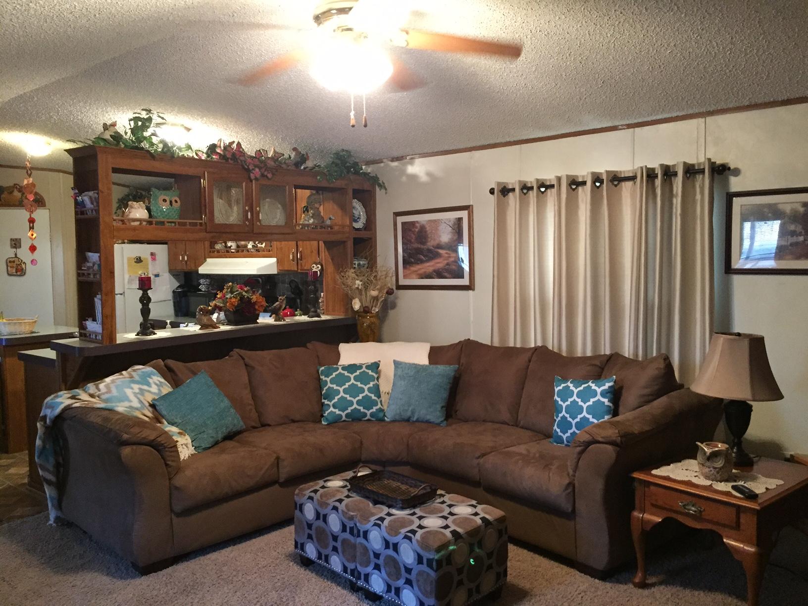 101 Raccoon Creek Road Crossville, TN 38572 - Photo 2 of 18 3-Living Room