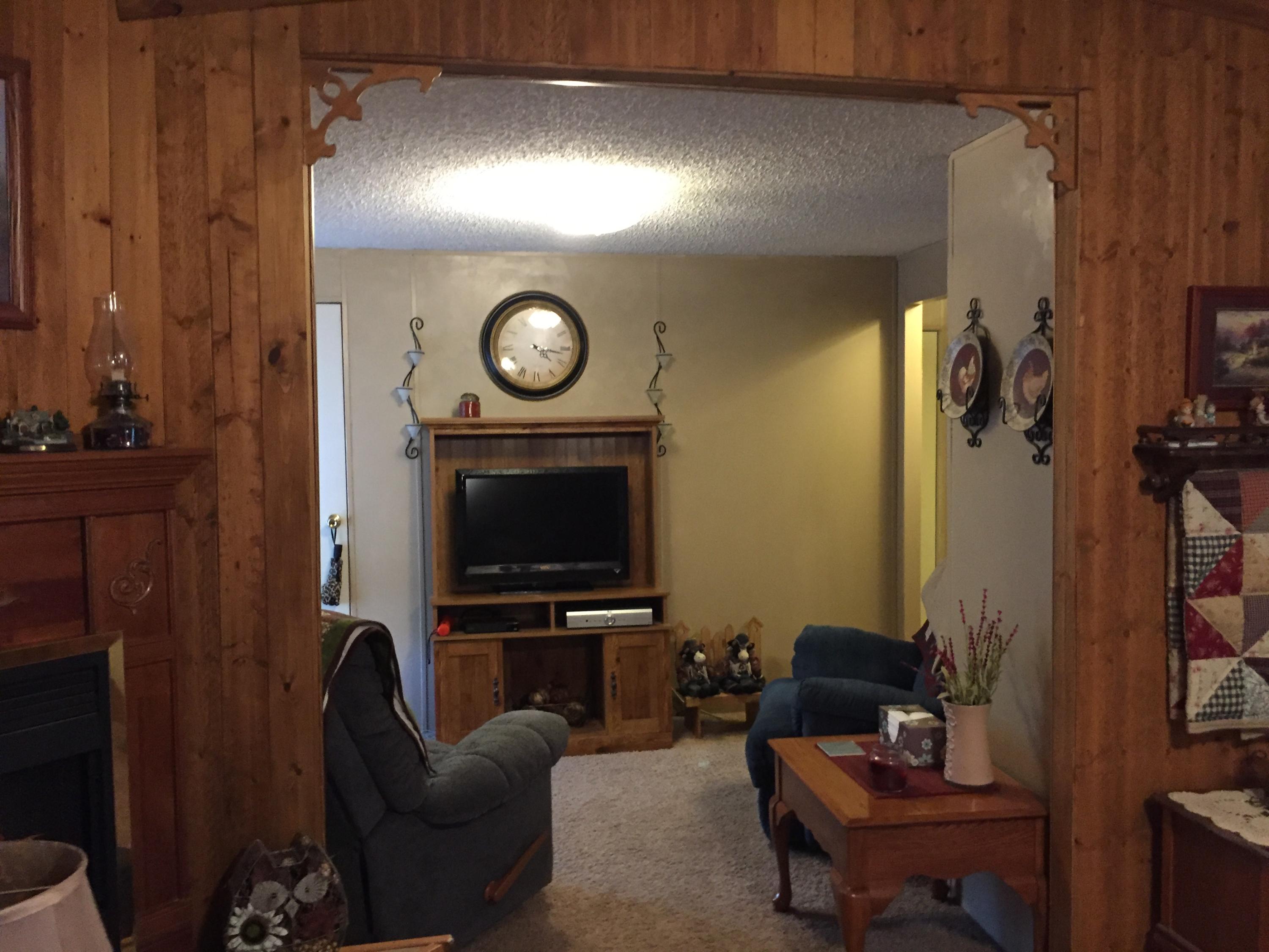 101 Raccoon Creek Road Crossville, TN 38572 - Photo 4 of 18 1-Living Room looking into Family Room
