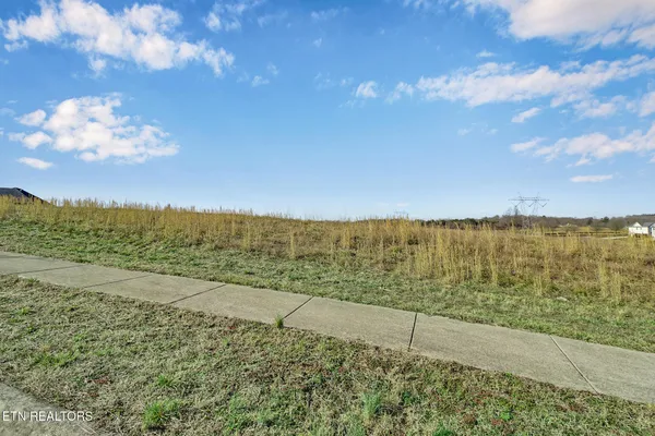 $114,900 | 111 Hollyberry Road, Oak Ridge, TN 37830