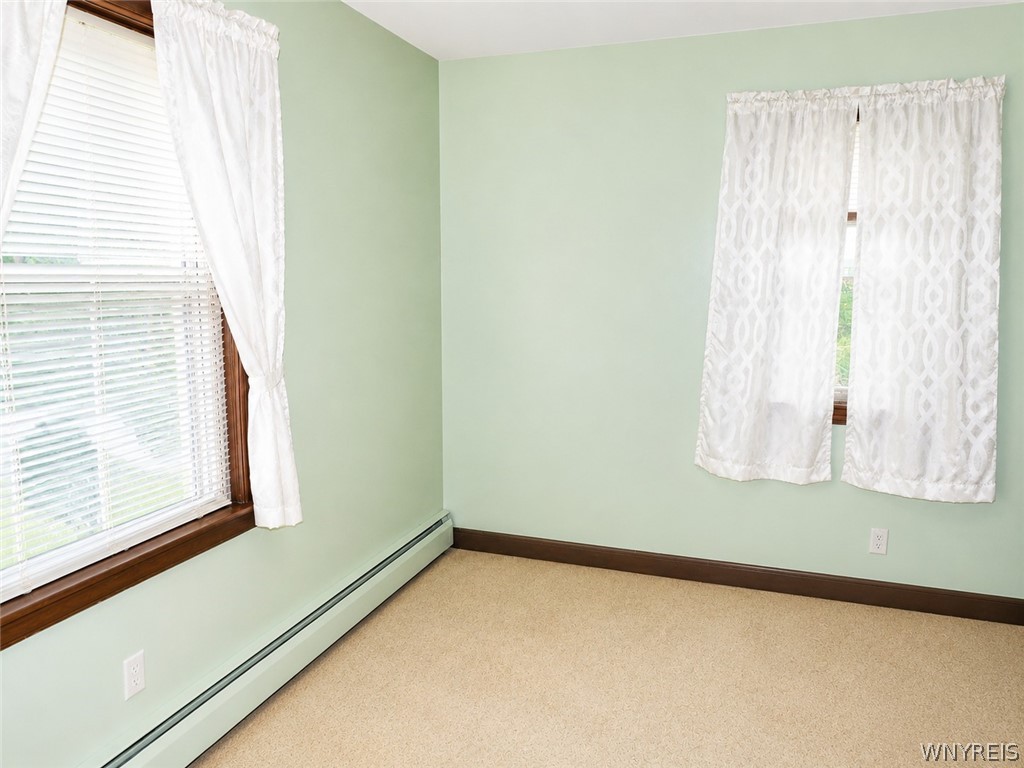 7866 Zimmerman Road Boston, NY 14075 - Photo 4 of 16 Gallery Image 4