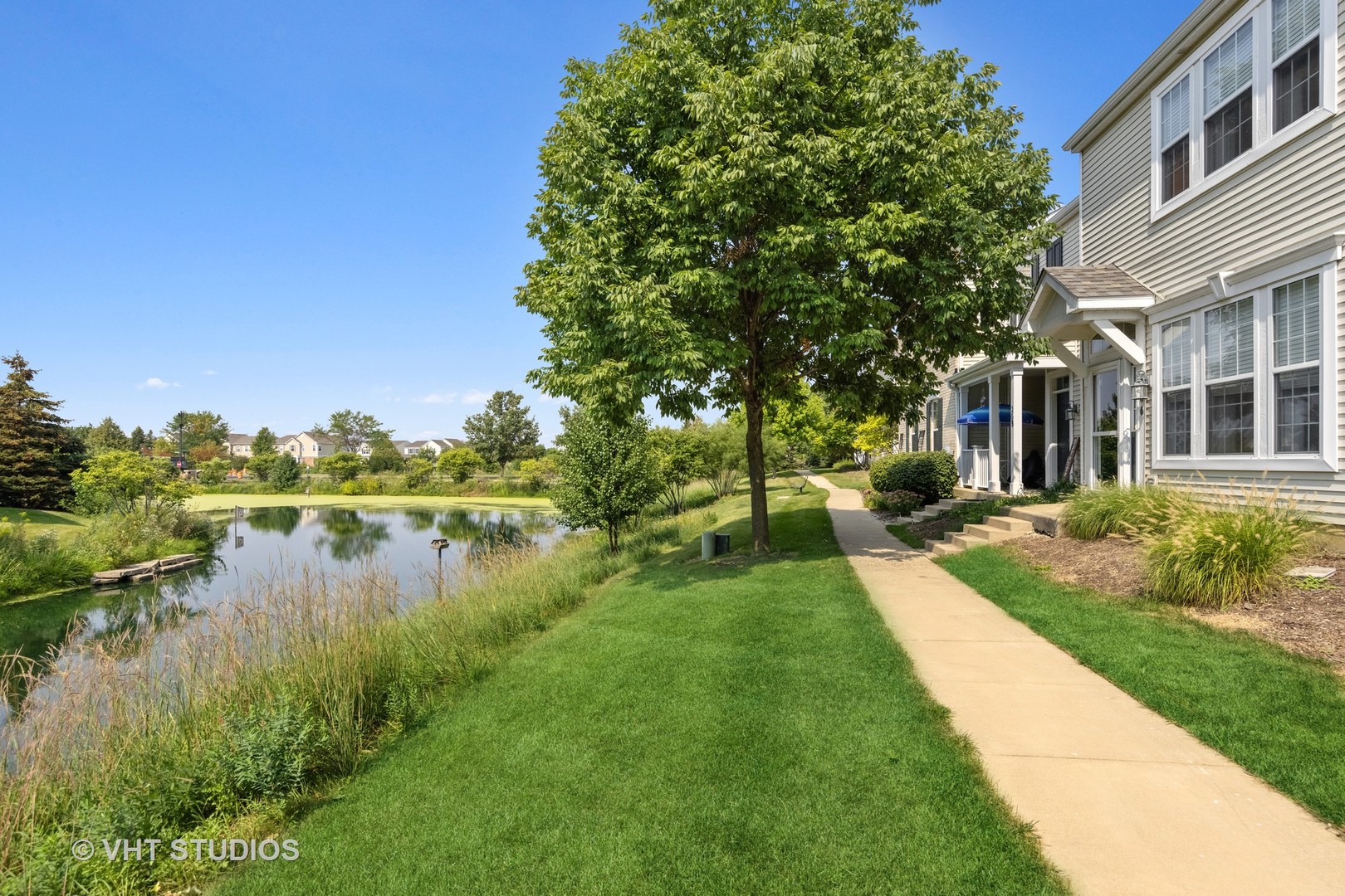206 Springbrook Trail South Oswego, IL 60543 - Photo 1 of 27