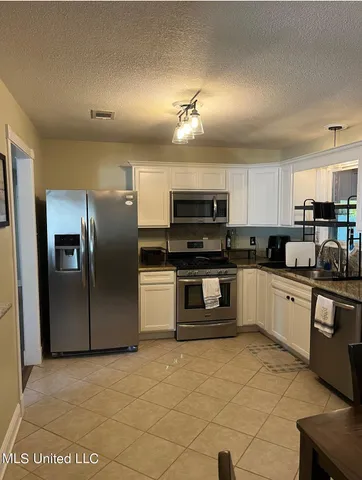 $1,475 | 672 Orchard Drive, D'Iberville, MS 39540