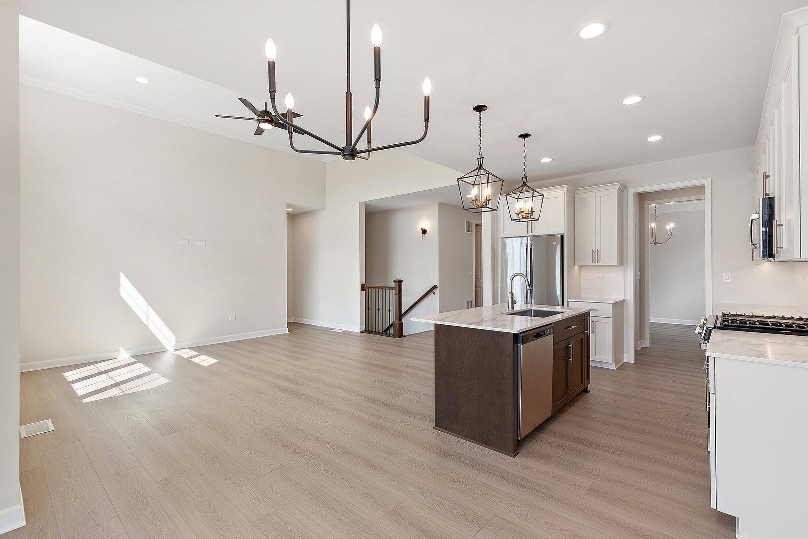 12193 Curragh Meadow Way Lemont, IL 60439 - Photo 7 of 16