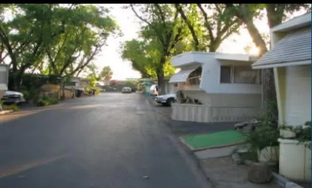 $745 | 3350 Auburn Boulevard, Sacramento, CA 95821