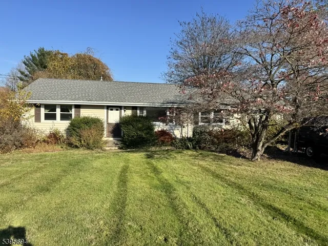 $449,000 | 58 Sand Hill Road, Annandale, NJ 08801