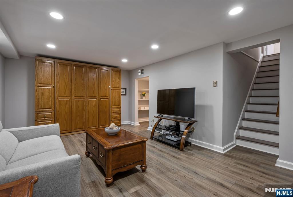 424 Braeburn Road Ho-Ho-Kus, NJ 07423 - Photo 20 of 25 Gallery Image 20
