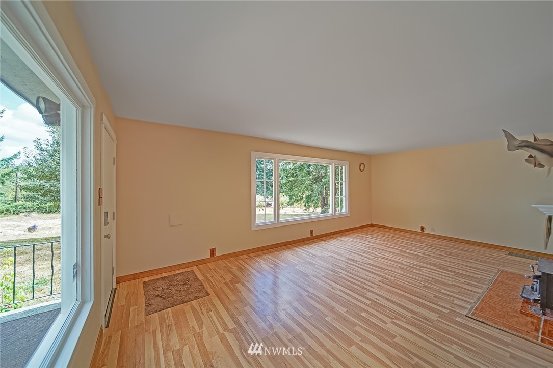 4860 Southeast Hovgaard Road Olalla, WA 98367 - Photo 20 of 40 Gallery Image 20