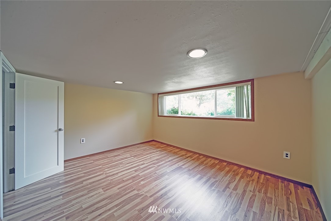 4860 Southeast Hovgaard Road Olalla, WA 98367 - Photo 39 of 40 Gallery Image 39