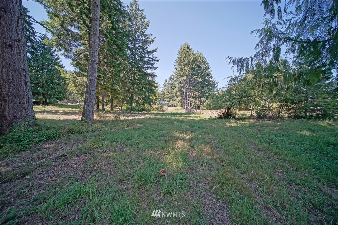 4860 Southeast Hovgaard Road Olalla, WA 98367 - Photo 9 of 40 Gallery Image 9