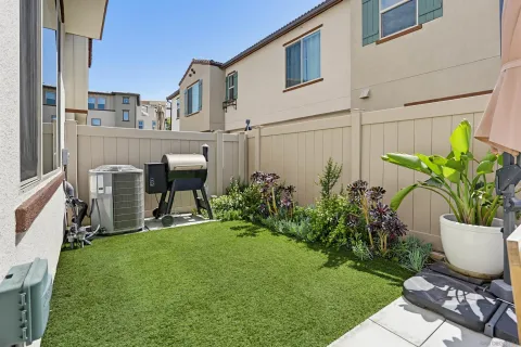 $859,000 | 1739 Vly Oak Way, Oceanside, CA 92056