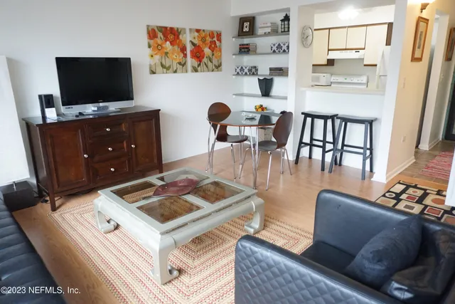 $1,450 | 222 14th Avenue North, Unit 201D, Jacksonville Beach, FL 32250