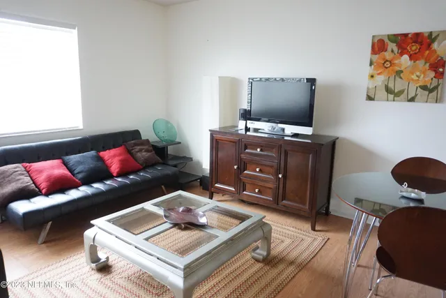 $1,450 | 222 14th Avenue North, Unit 201D, Jacksonville Beach, FL 32250