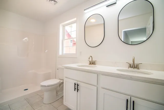 $3,500 | 575 Hall Street, Manchester, NH 03104