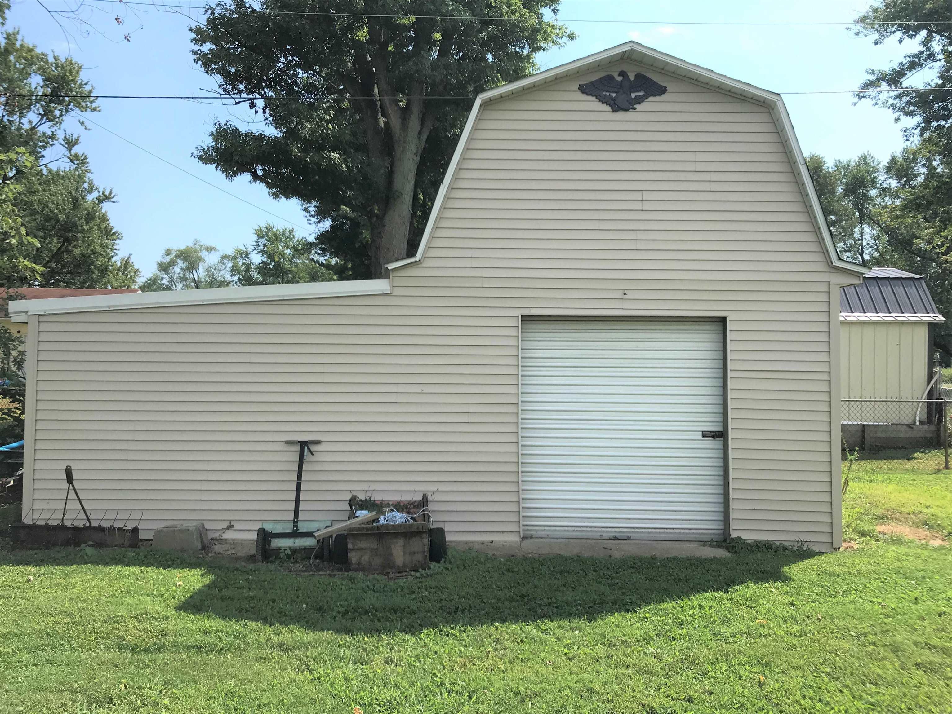 2158 South Sievers Road Vincennes, IN 47591 - Photo 26 of 29 Gallery Image 26