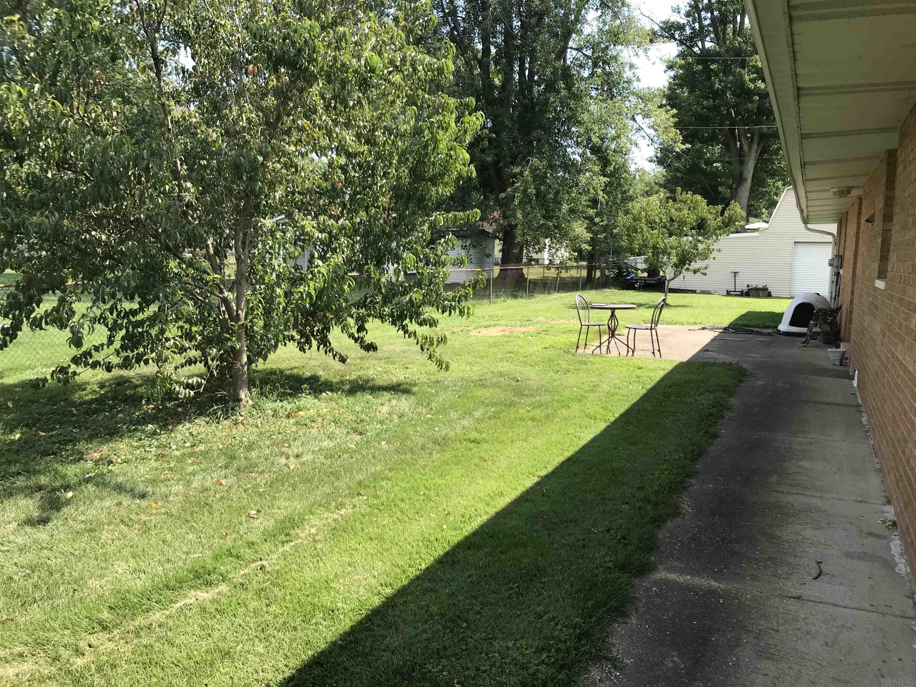 2158 South Sievers Road Vincennes, IN 47591 - Photo 6 of 29 Gallery Image 6