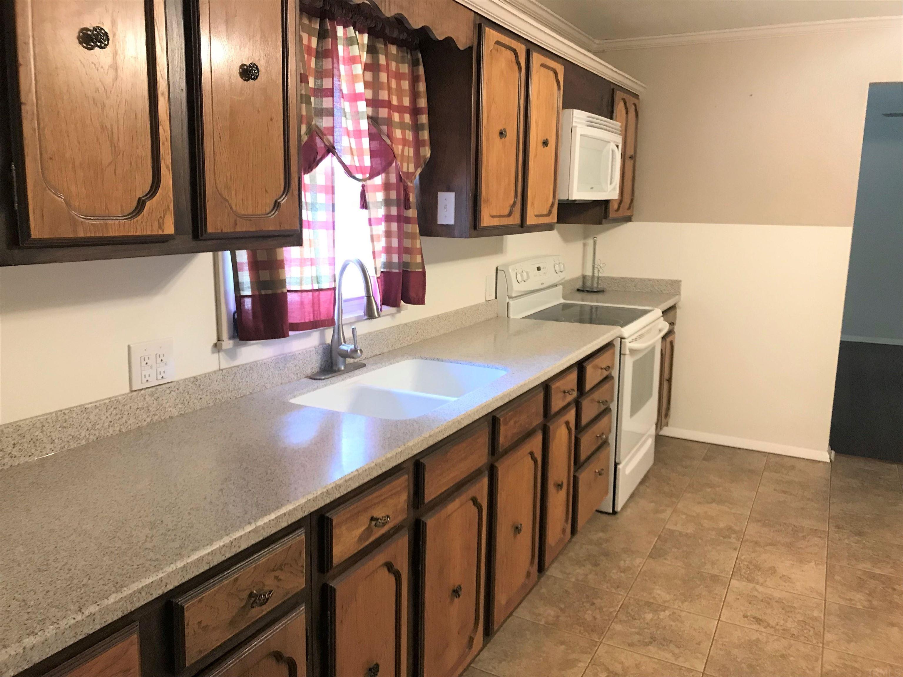 2158 South Sievers Road Vincennes, IN 47591 - Photo 8 of 29 Gallery Image 8