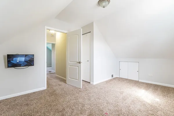 $380,500 | 10619 South Sawyer Avenue, Chicago, IL 60655