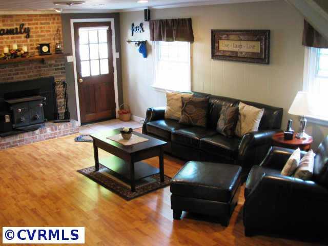 14500 Aldengate Road Midlothian, VA 23114 - Photo 5 of 10 Gallery Image 5