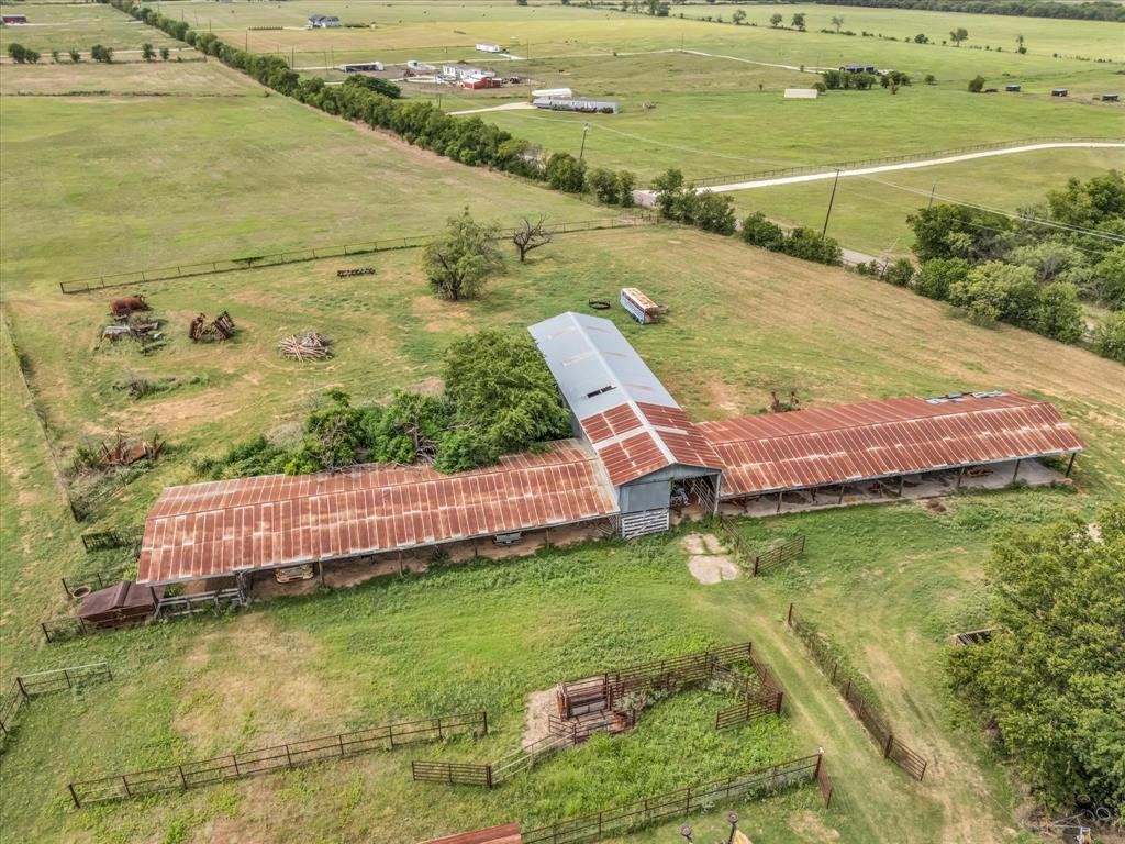 15288 Old China Spring Road China Spring, TX 76633 - Photo 35 of 40 a view of an outdoor space and swimming pool