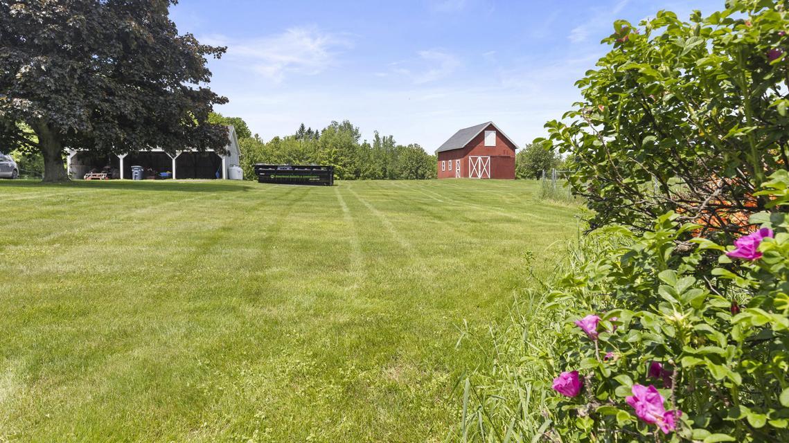3935 Union Street Levant, ME 04456 - Photo 7 of 44 20250619142906016829000000-o