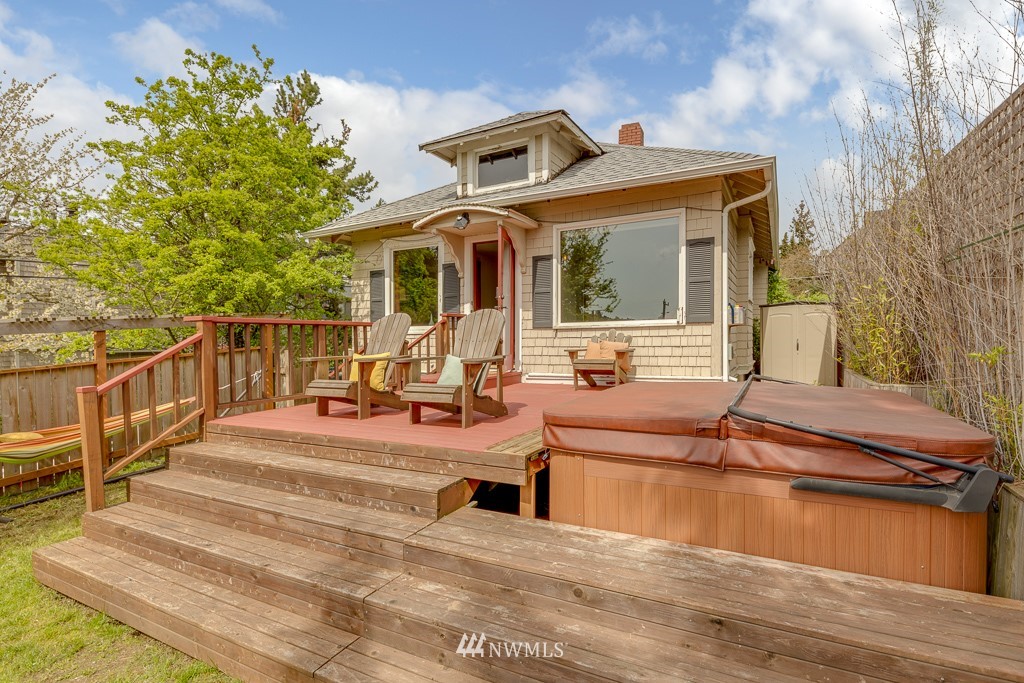 3516 Carr Place North Seattle, WA 98103 - Photo 1 of 25