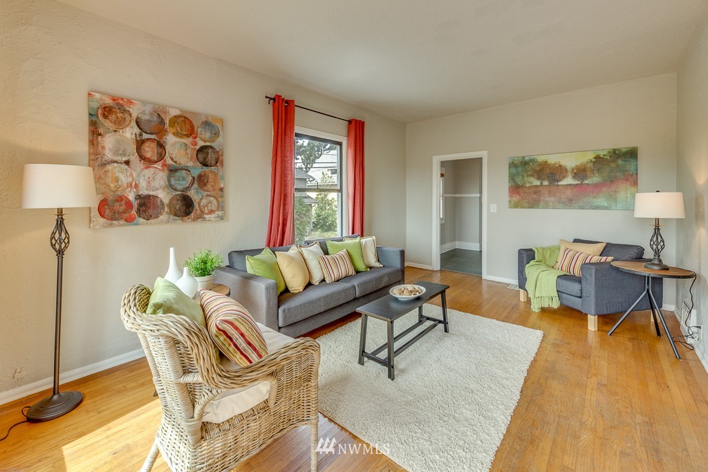 3516 Carr Place North Seattle, WA 98103 - Photo 17 of 25