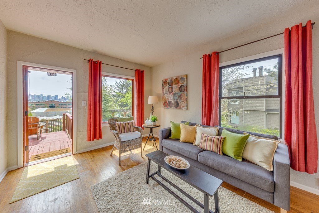 3516 Carr Place North Seattle, WA 98103 - Photo 18 of 25