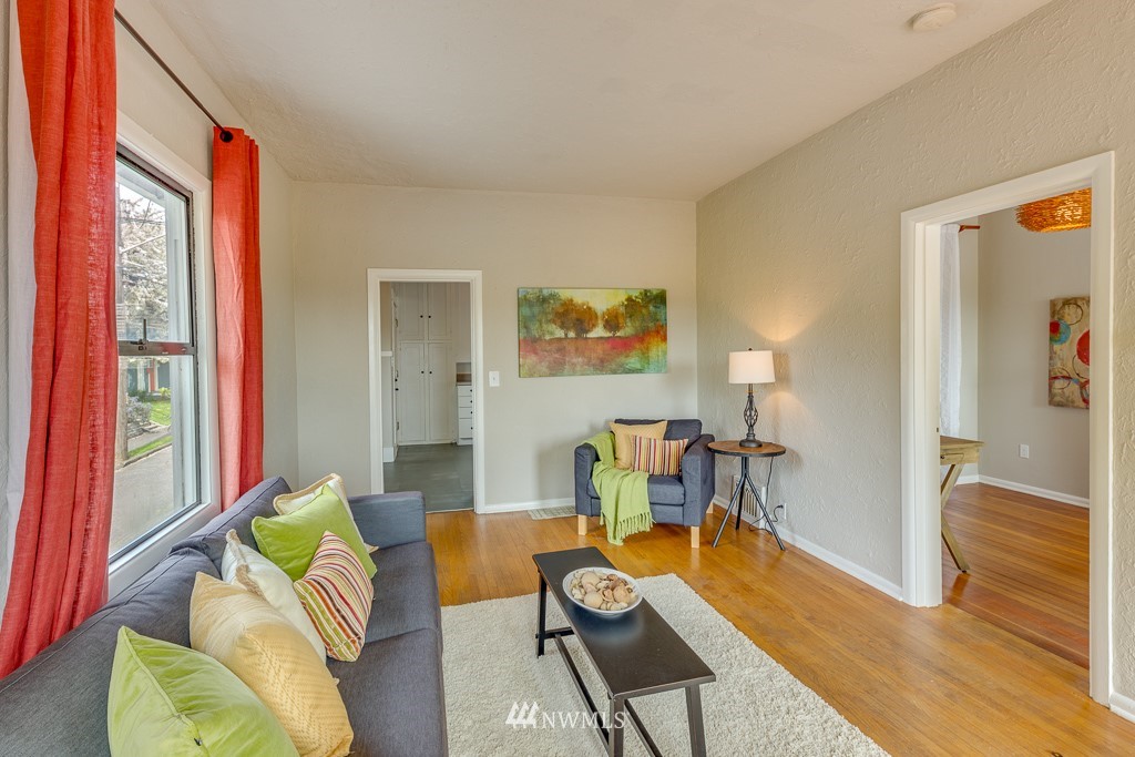 3516 Carr Place North Seattle, WA 98103 - Photo 19 of 25