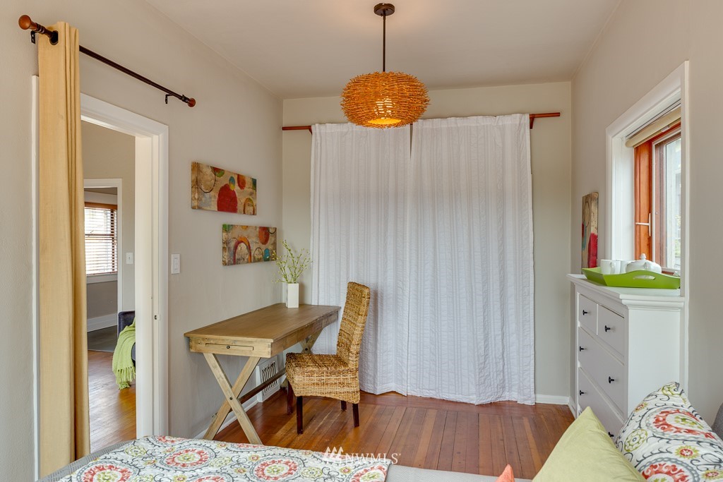 3516 Carr Place North Seattle, WA 98103 - Photo 22 of 25