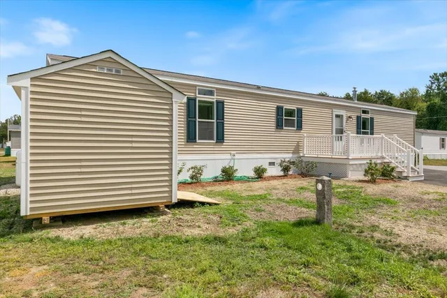 $270,000 | 84 Caddy Drive, Salem, NH 03079