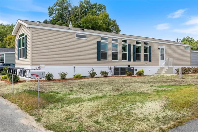 $270,000 | 84 Caddy Drive, Salem, NH 03079