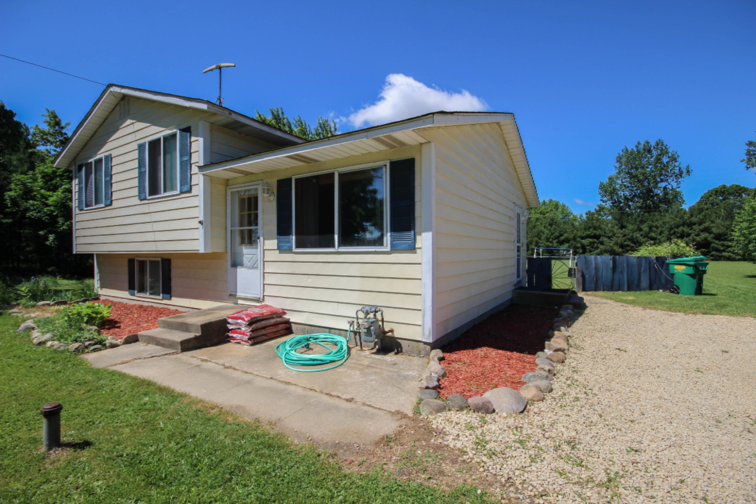 55634 Buckhorn Road Three Rivers, MI 49093 - Photo 3 of 25 untitled (16 of 25)
