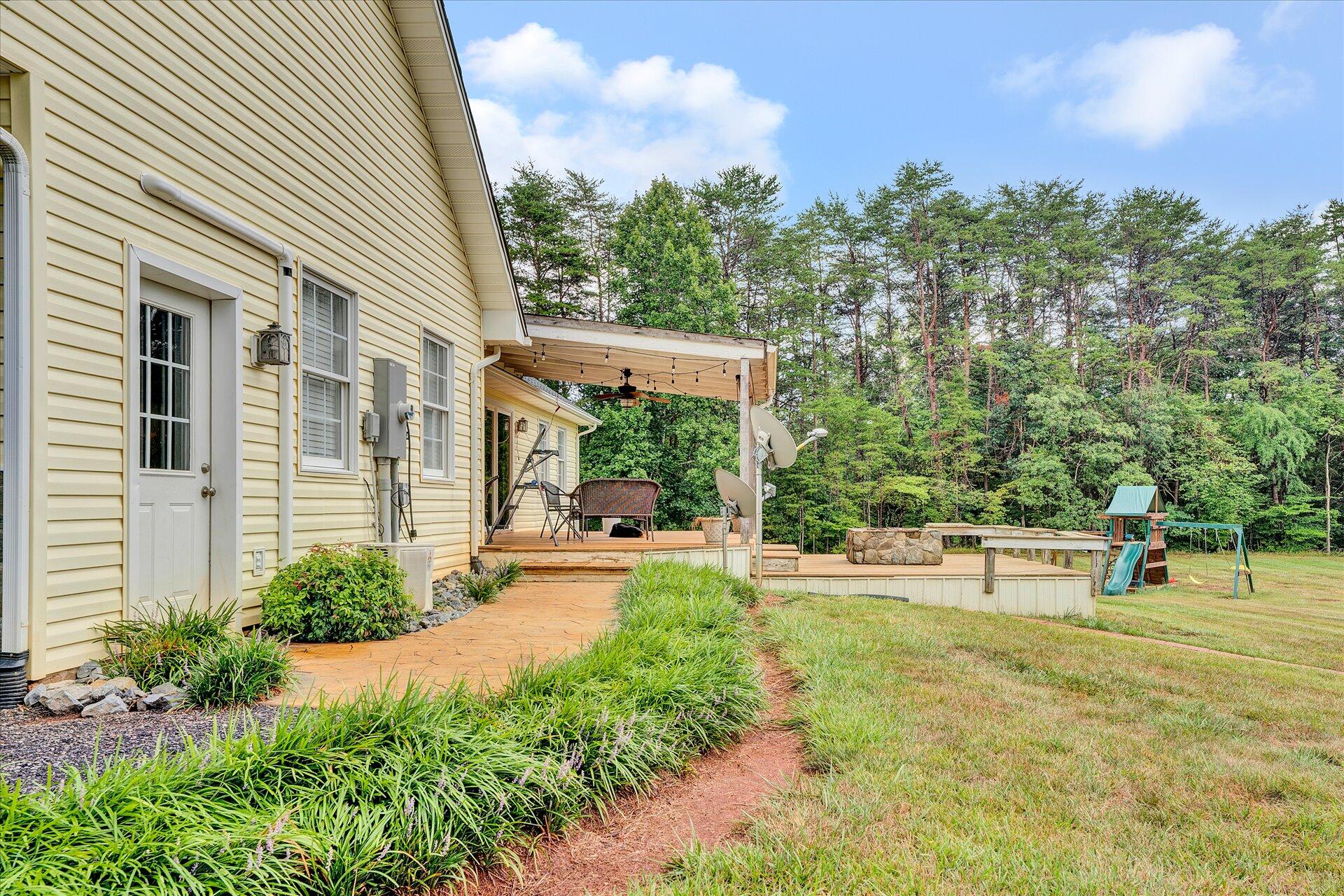 1305 Farm View Road Glade Hill, VA 24092 - Photo 39 of 43 40-DSC00100