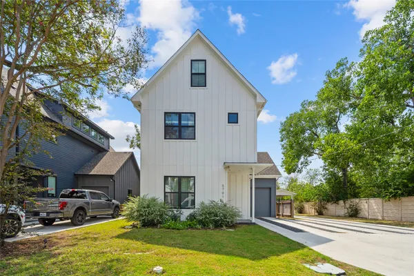 $717,750 | 5701 Tura Lane, Unit 1, Austin, TX 78721