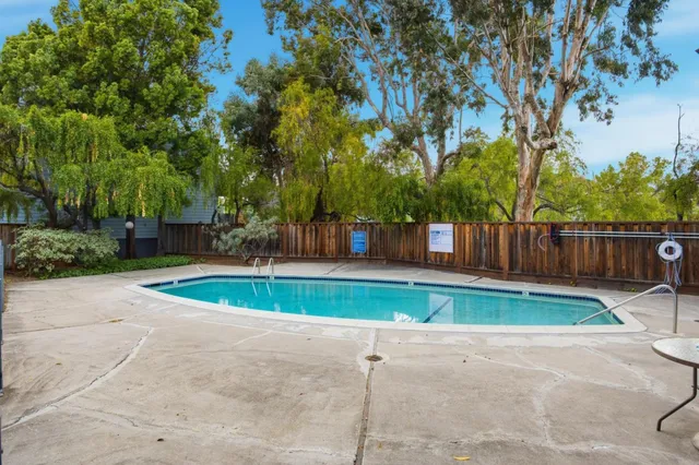 $634,000 | 4117 George Avenue, Unit 4, San Mateo, CA 94403