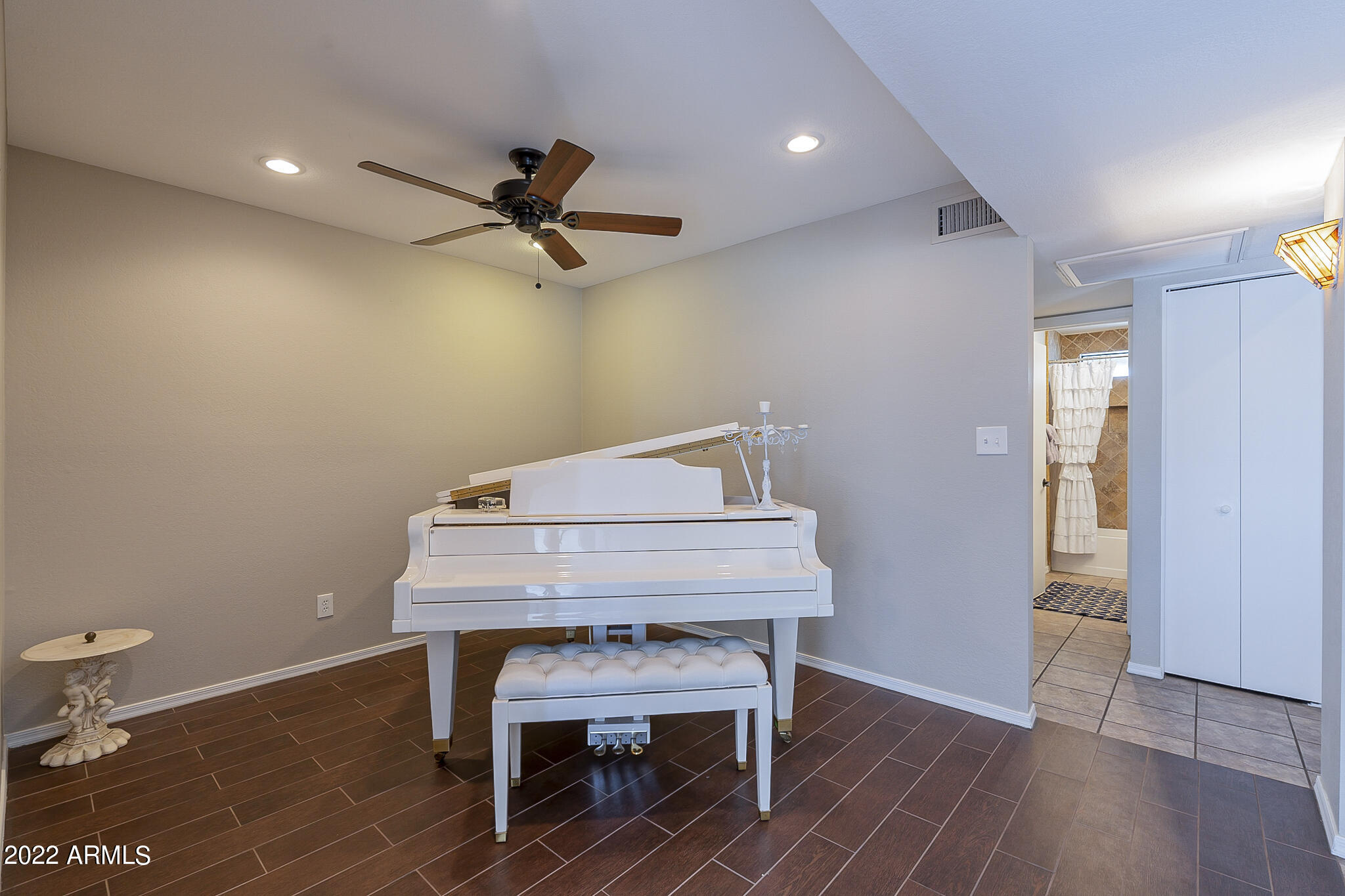 6504 West Phelps Road Glendale, AZ 85306 - Photo 32 of 63 Phelps-32