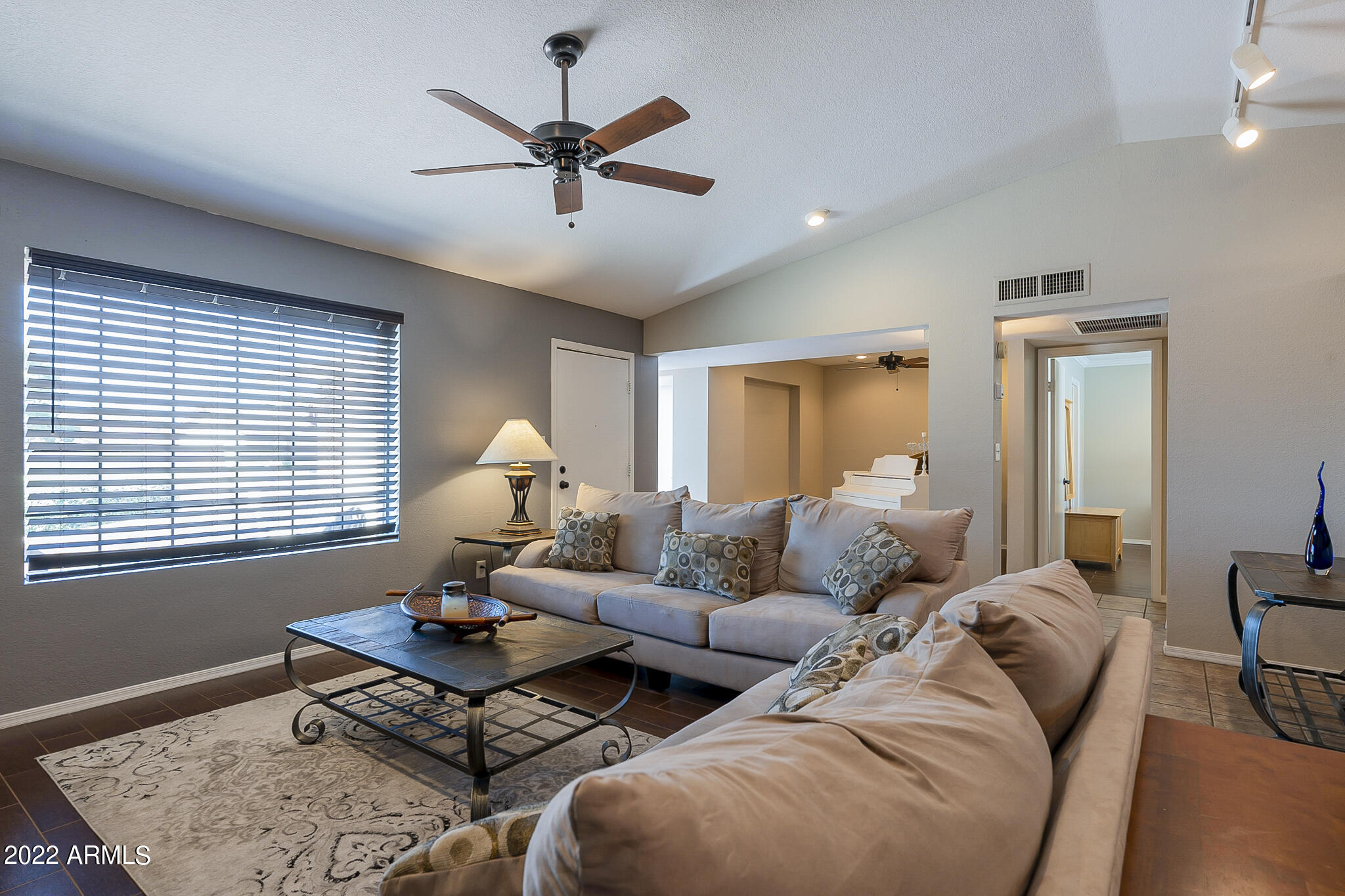 6504 West Phelps Road Glendale, AZ 85306 - Photo 10 of 63 Phelps-10