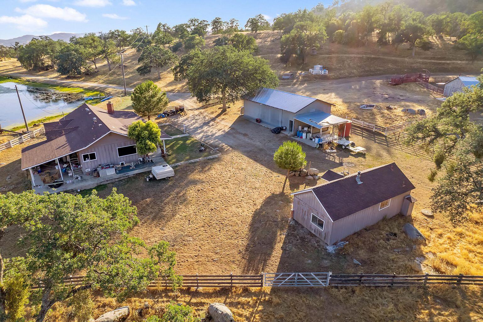 44223 Balch Park Road Springville, CA 93265 - Photo 24 of 110 13