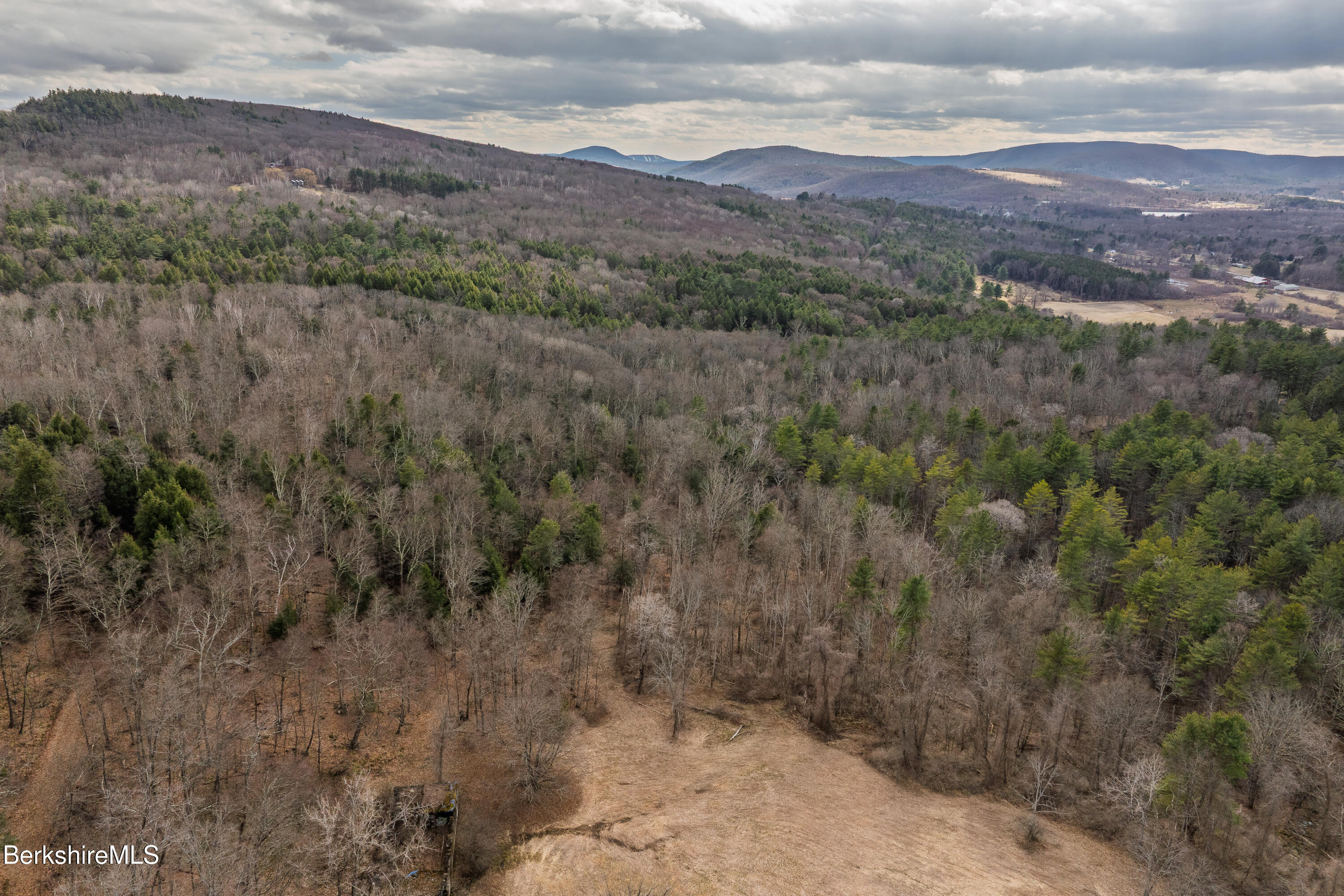 206 Stevens Glen Road Richmond, MA 01254 - Photo 7 of 49 Print - 00 Stevens Glen Rd Richmond MA 0