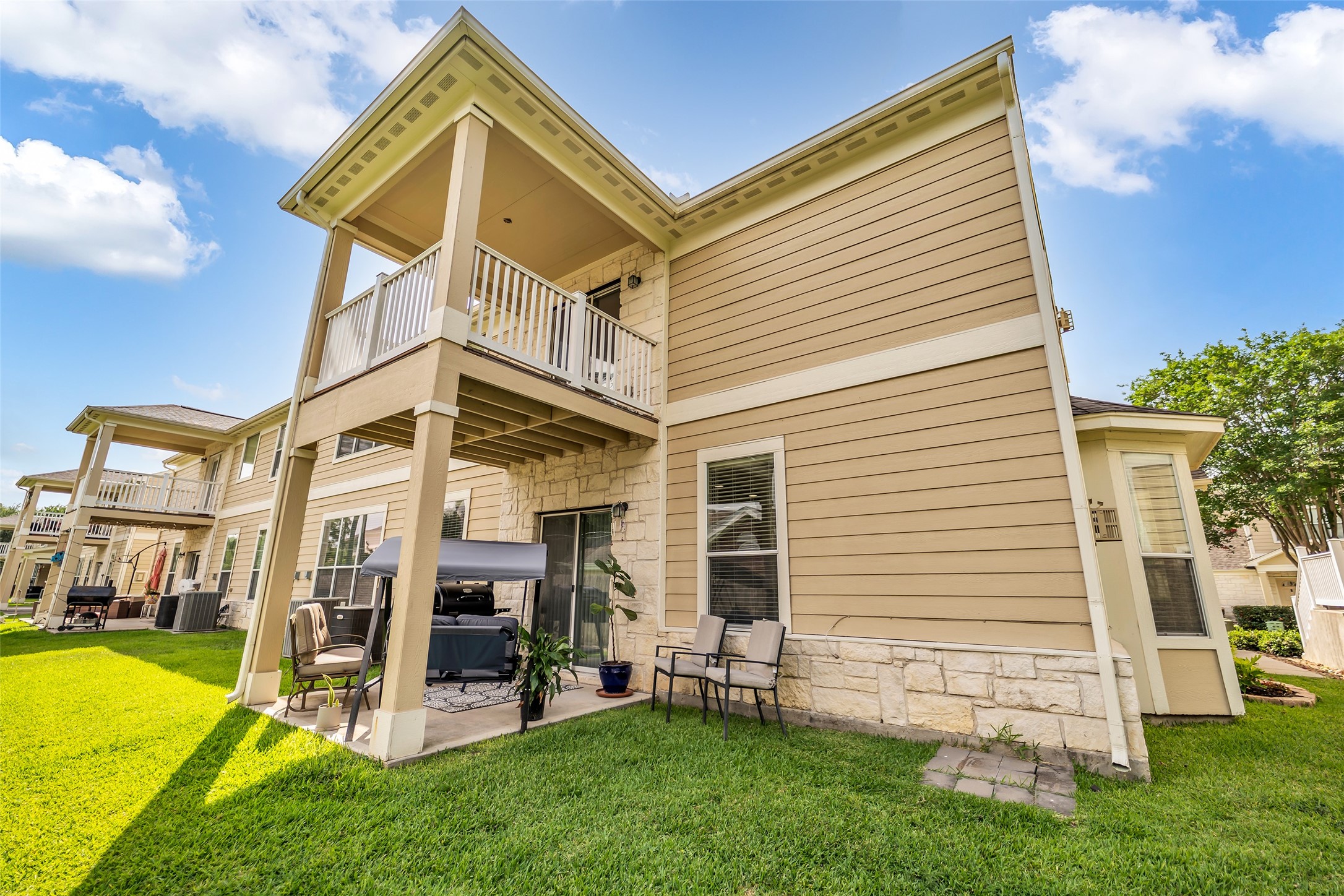 13600 Breton Ridge Street, Unit 20A Houston, TX 77070 - Photo 5 of 25 Another view of backyard view.