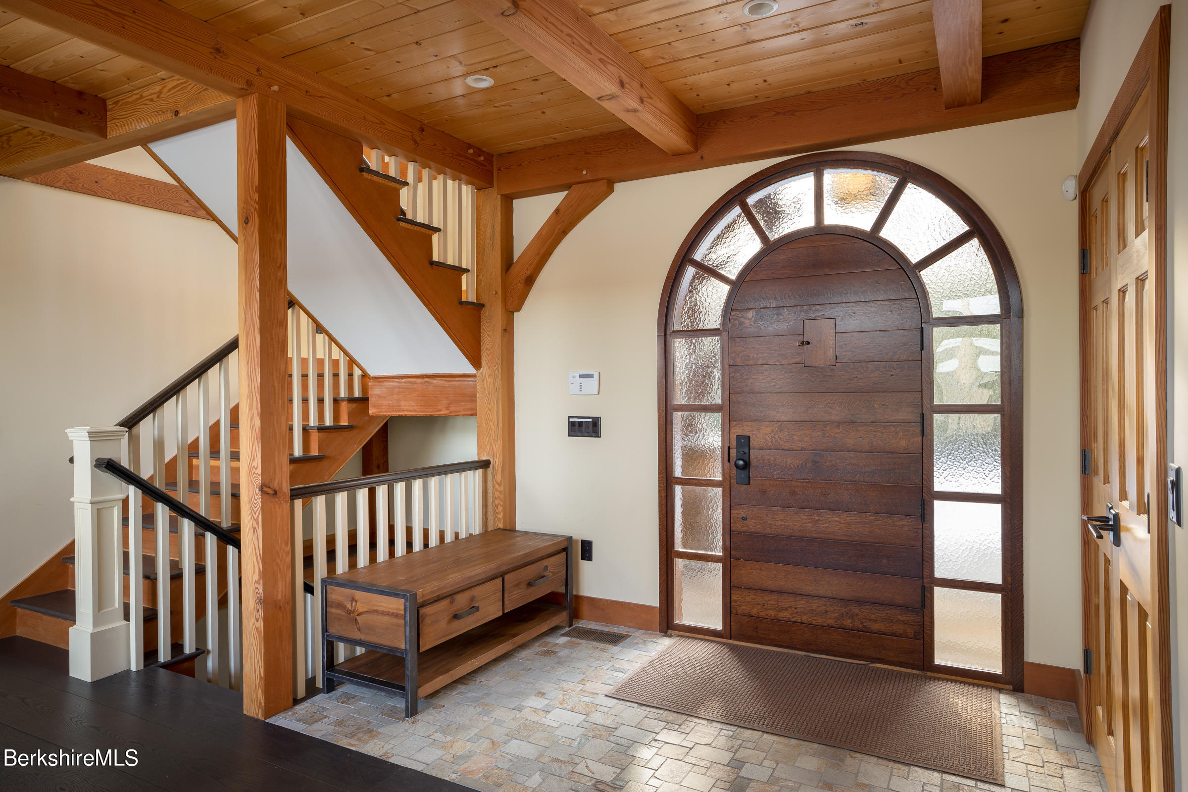 324 Long Pond Road Great Barrington, MA 01230 - Photo 6 of 40 Entrance