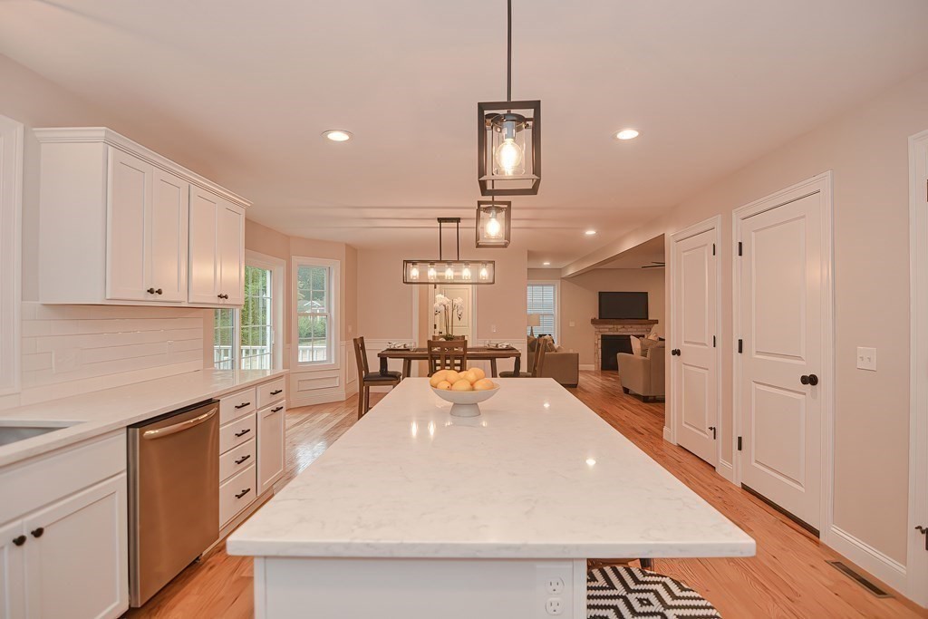 11 Old Lane Road Springfield, MA 01129 - Photo 13 of 40